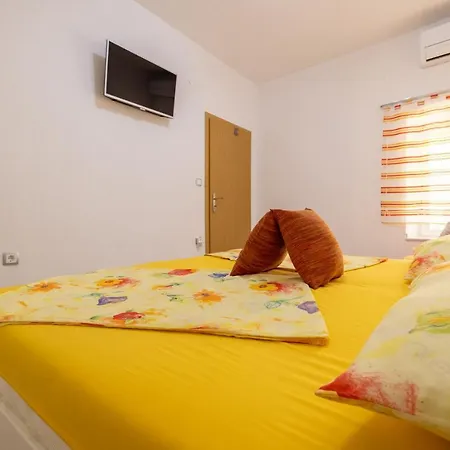 Soldan Apartamento Makarska