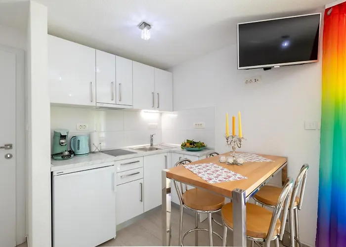 Soldan Apartamento Makarska