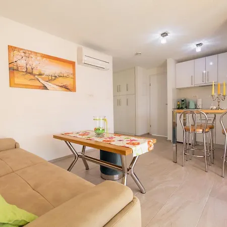 Soldan מאקרסקה